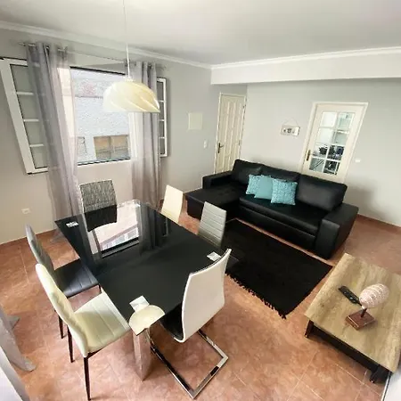 דירה Suspenso Madeira פונשל