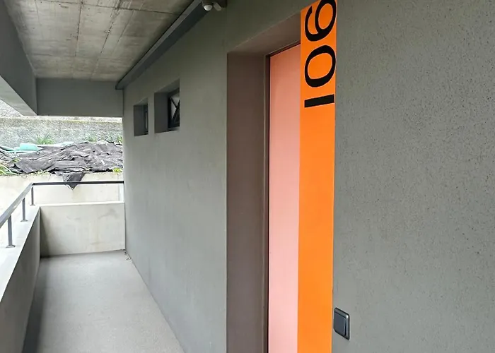 Suspenso Madeira Apartment